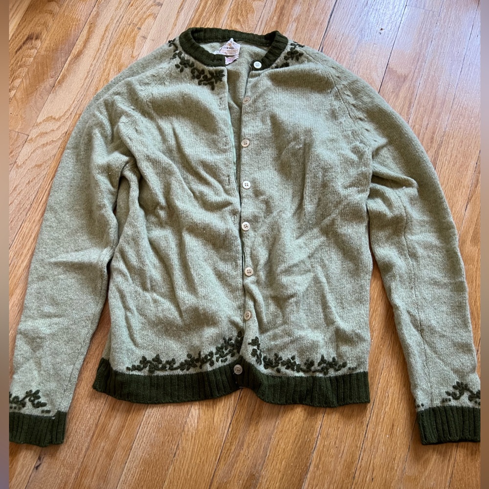 Vintage 100% Tami Wool Cardigan Sweater